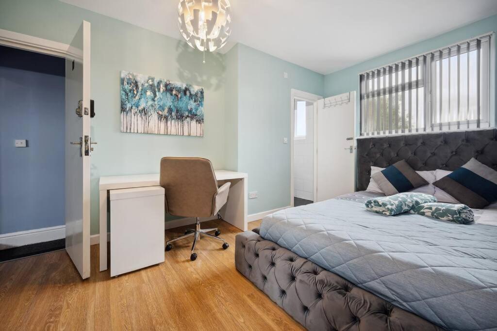 Mega Flat Near Arndale City Centre * Manchester