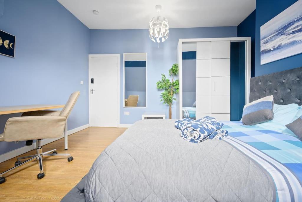 Apartamento Mega Flat Near Arndale City Centre *